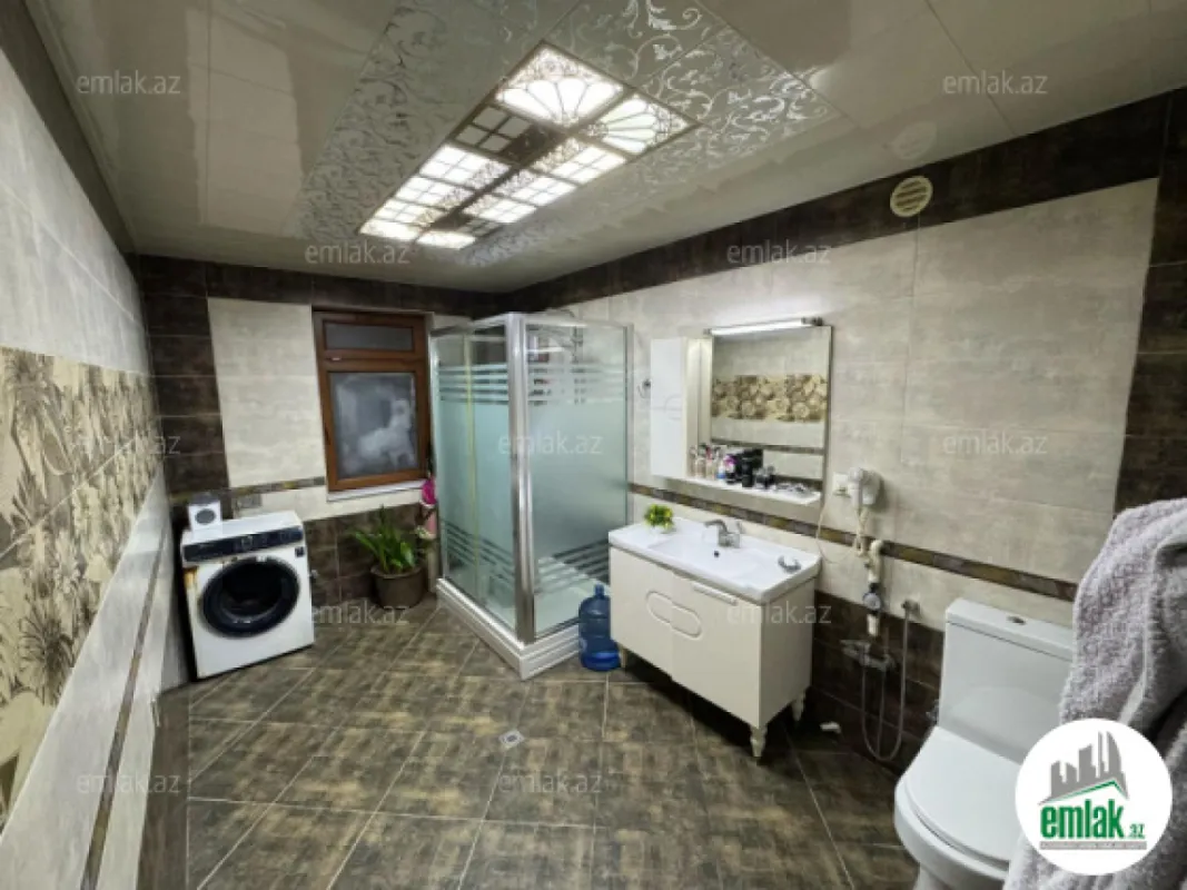 Satılır 7 otaqlı köhnə tikili 187 m²