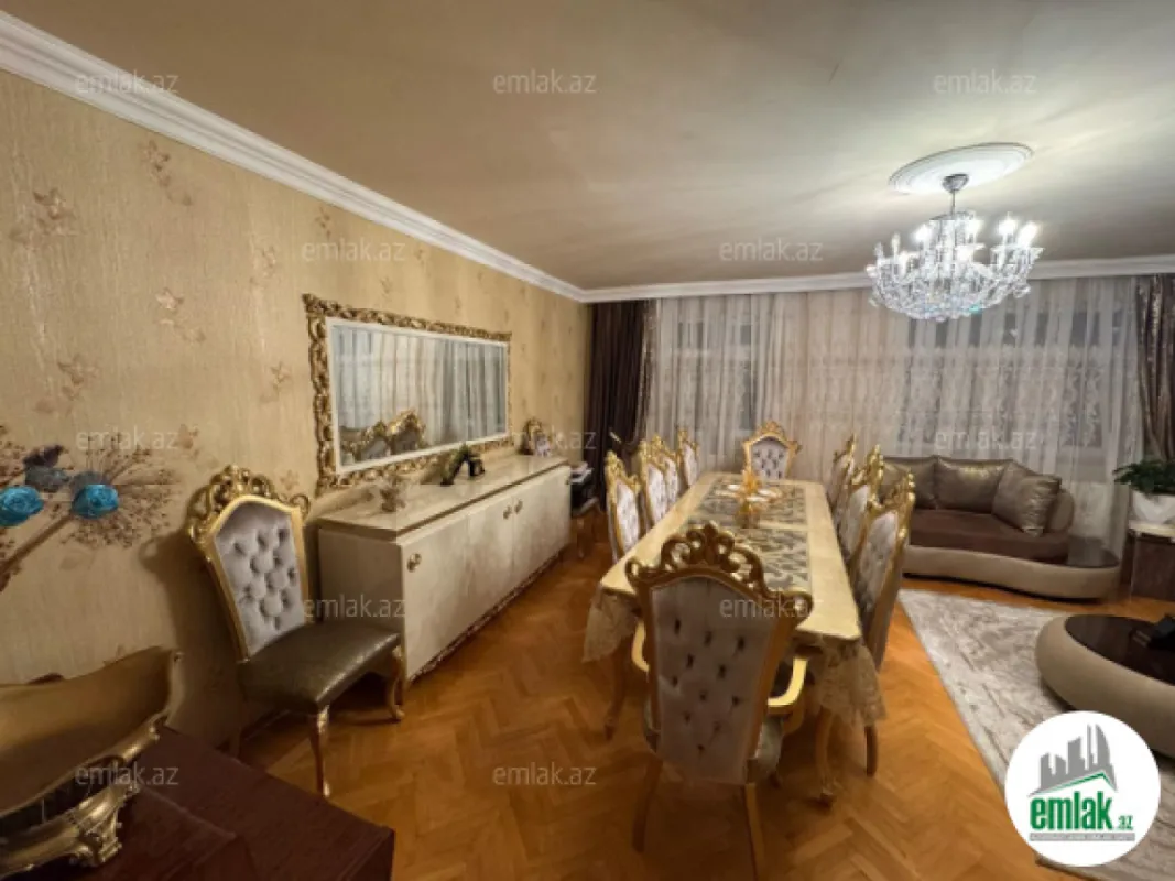 Satılır 7 otaqlı köhnə tikili 187 m²