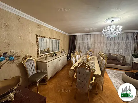 Satılır 7 otaqlı köhnə tikili 187 m²