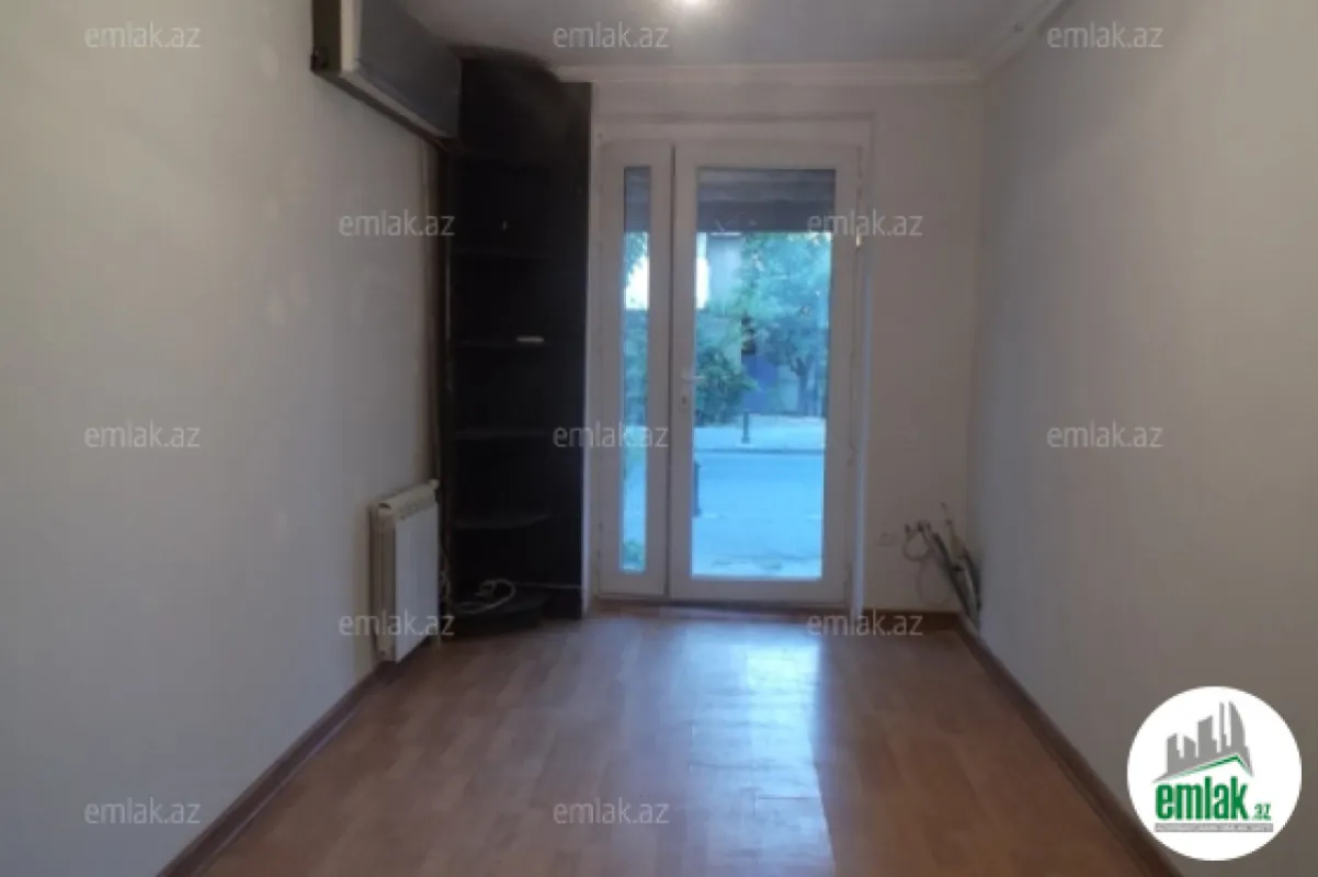 Satılır 4 otaqlı obyekt 80 m²