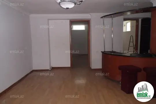 Satılır 4 otaqlı obyekt 80 m²
