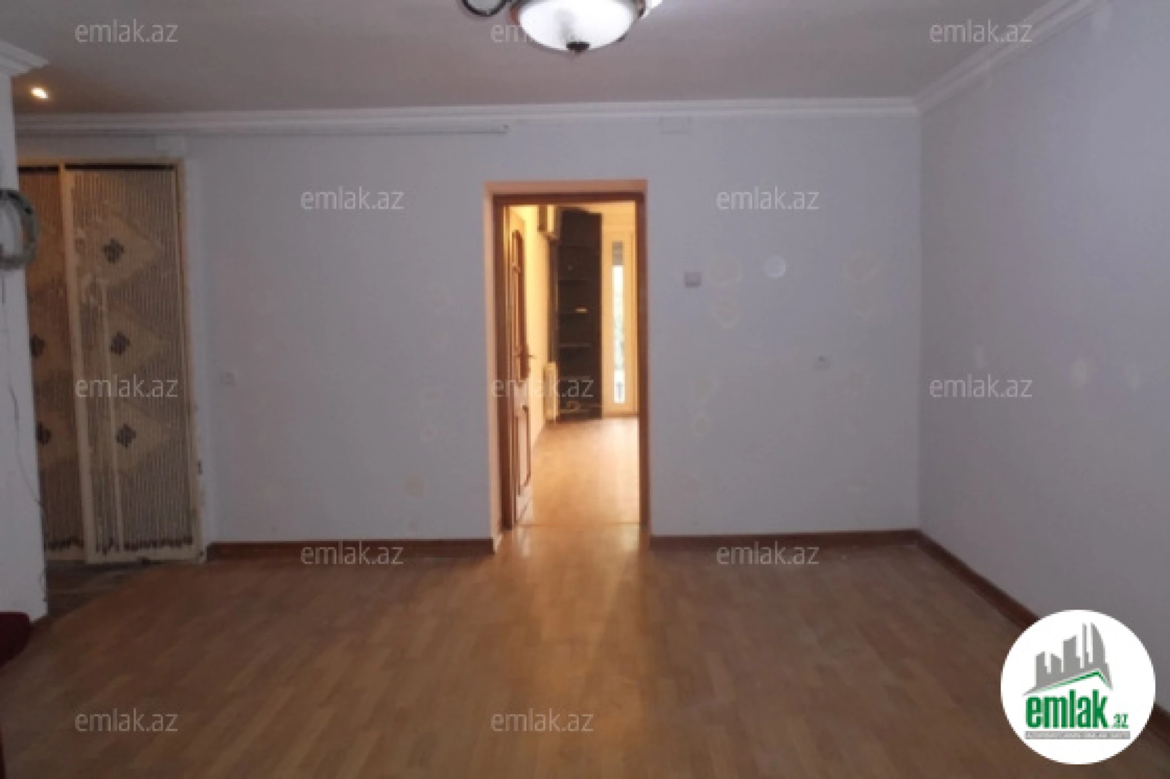 Satılır 4 otaqlı obyekt 80 m²