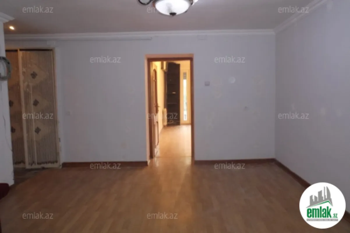 Satılır 4 otaqlı obyekt 80 m²