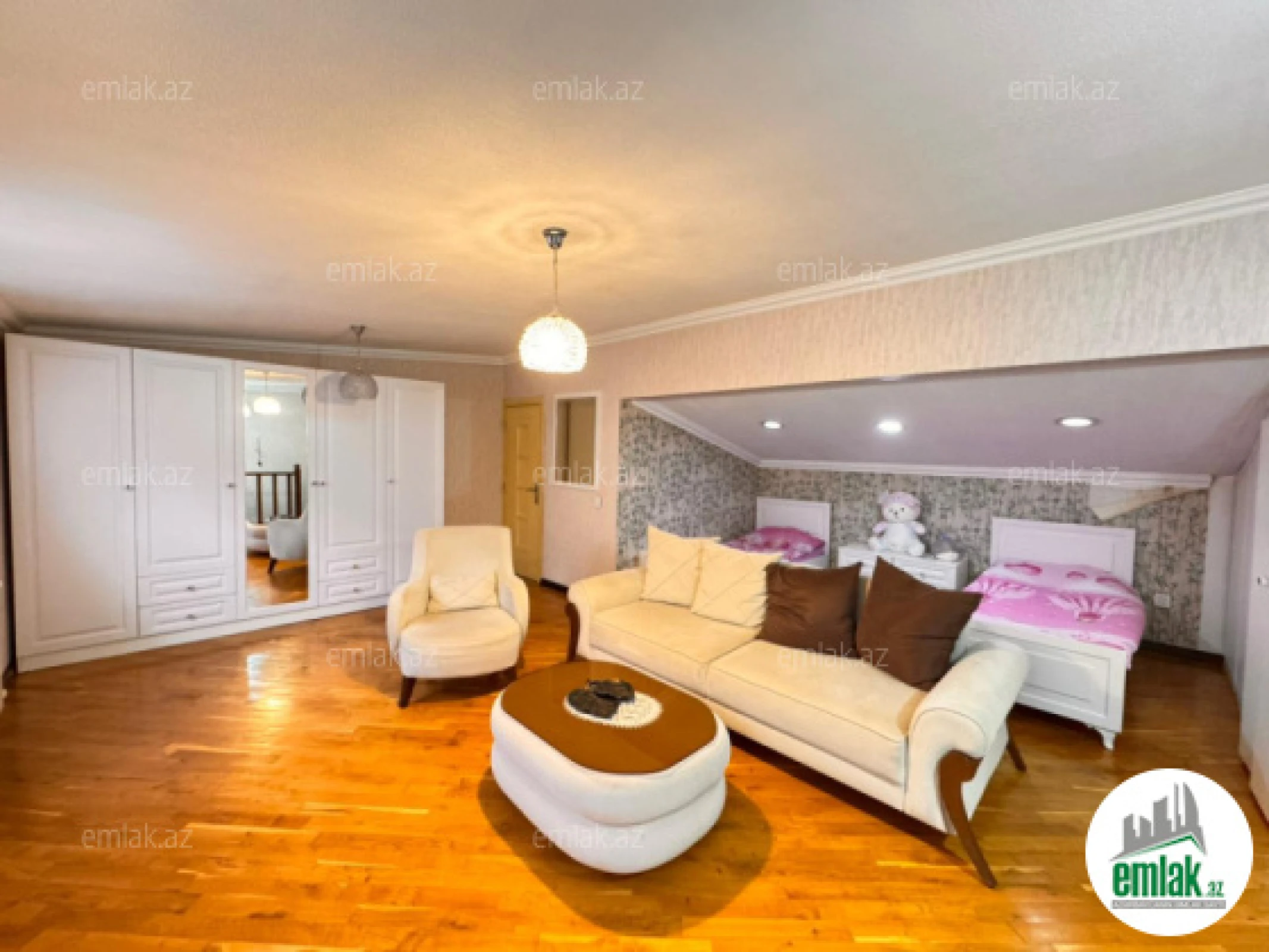 Satılır 3 otaqlı yeni tikili 91 m²