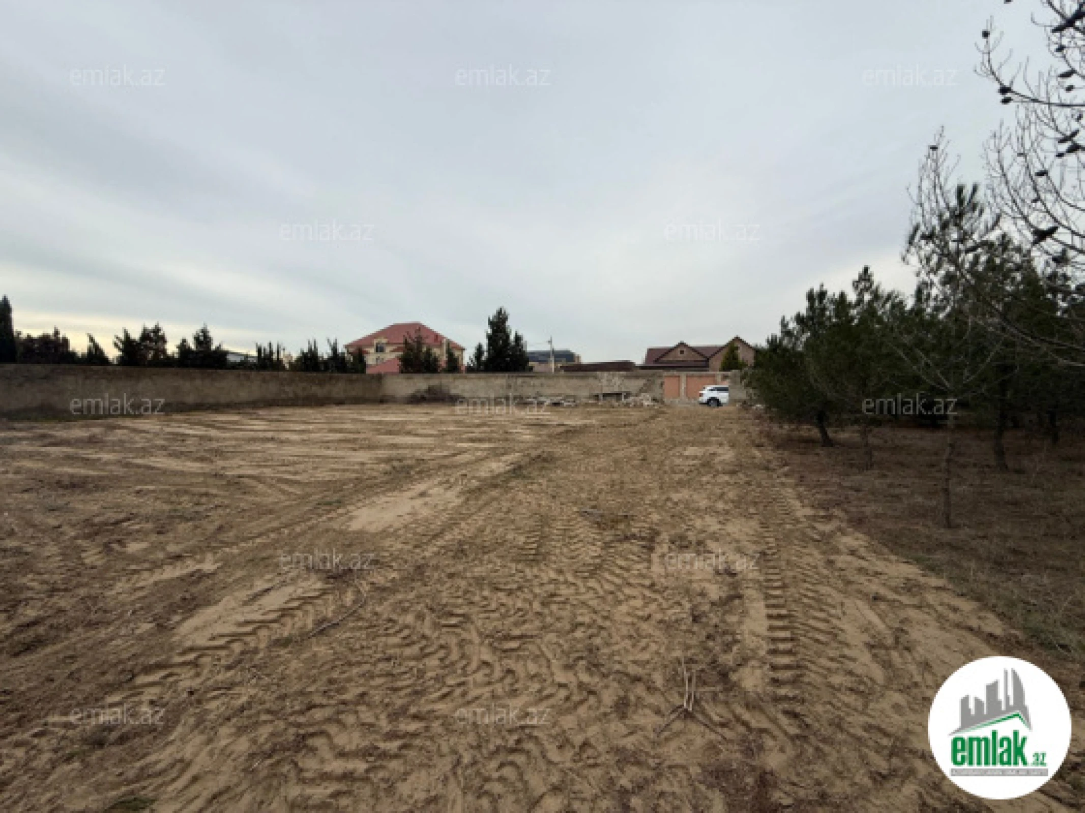 Satılır torpaq sahəsi 12 m²