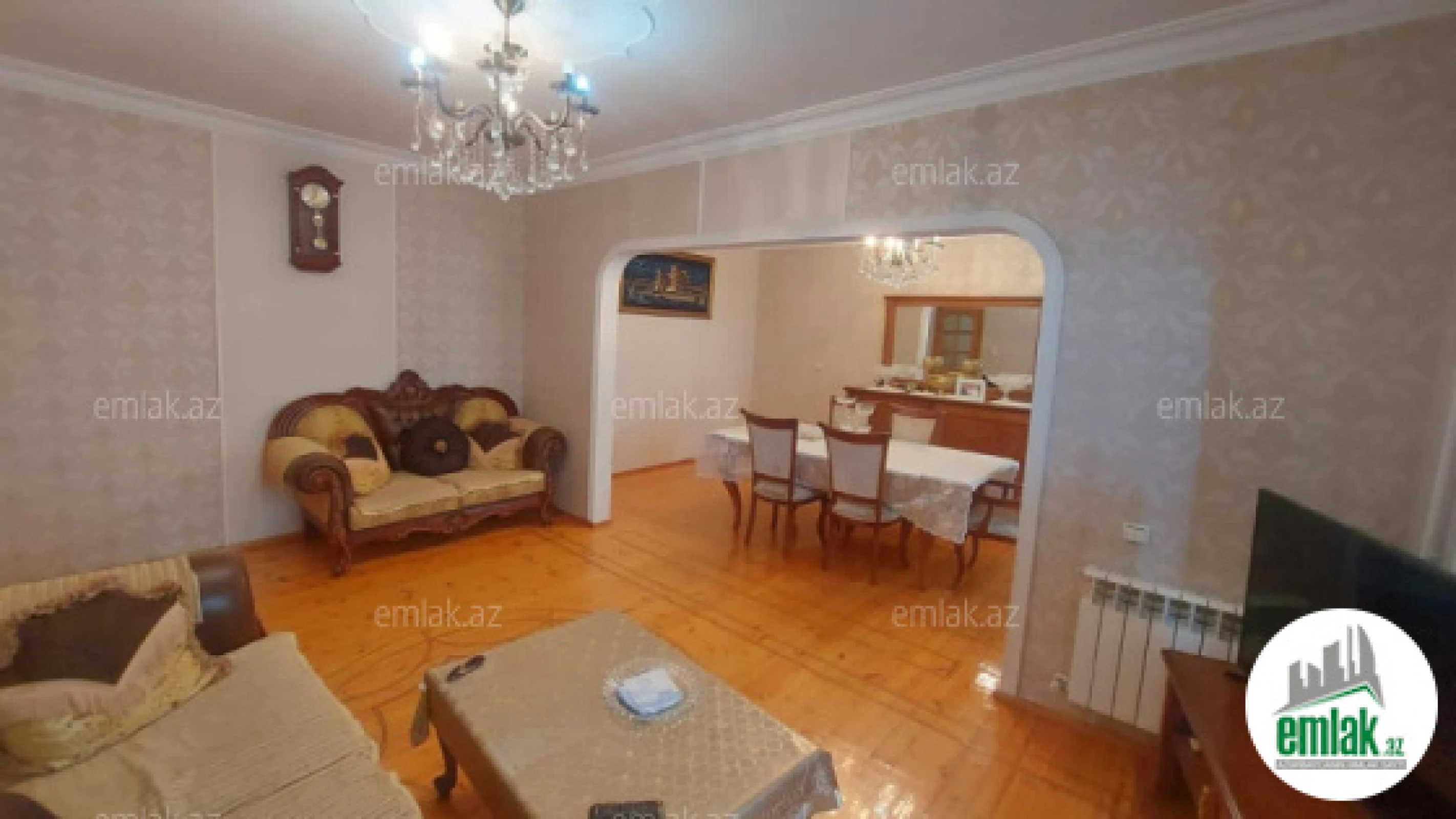 Satılır 5 otaqlı köhnə tikili 125 m²