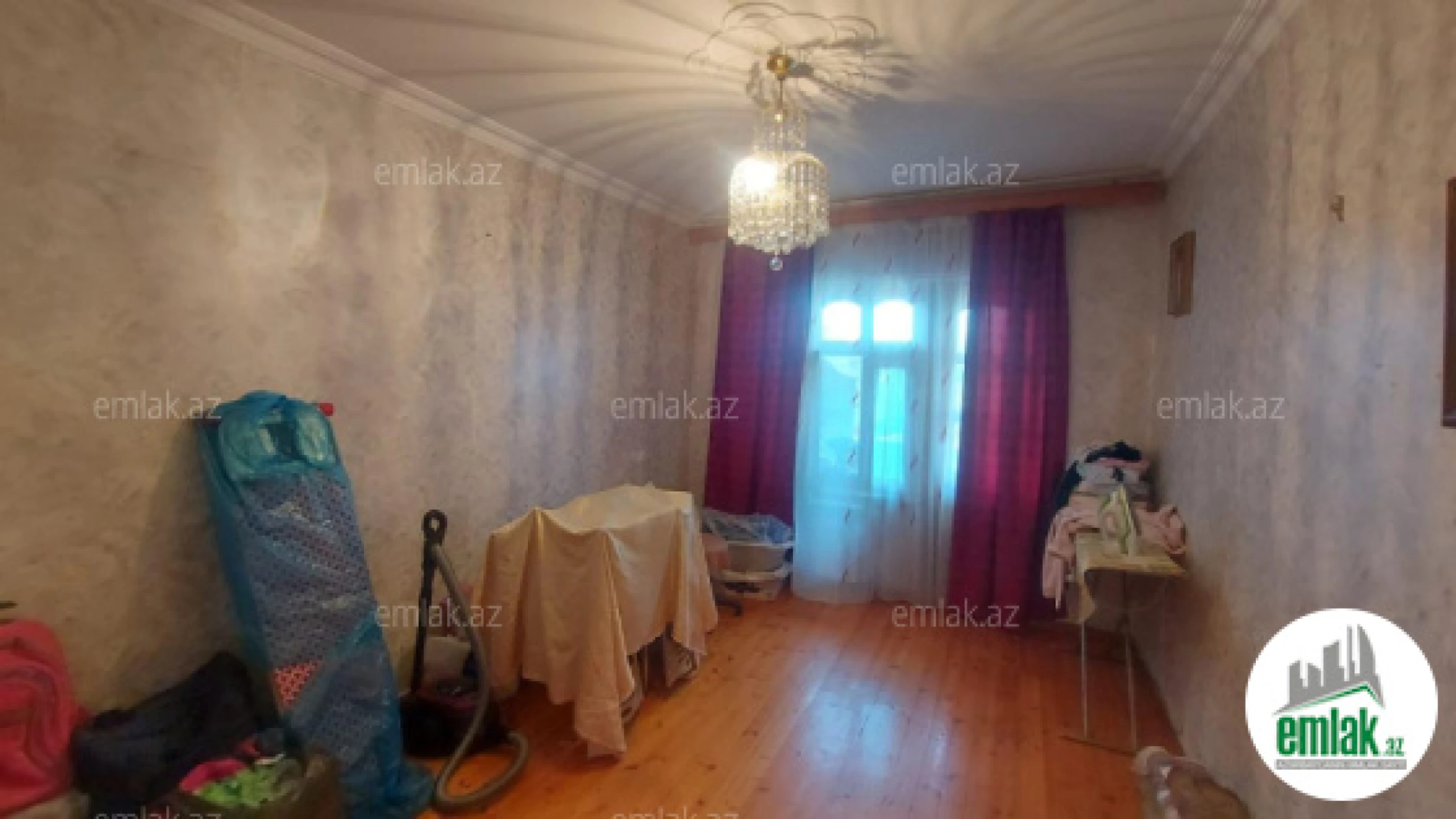 Satılır 5 otaqlı köhnə tikili 125 m²