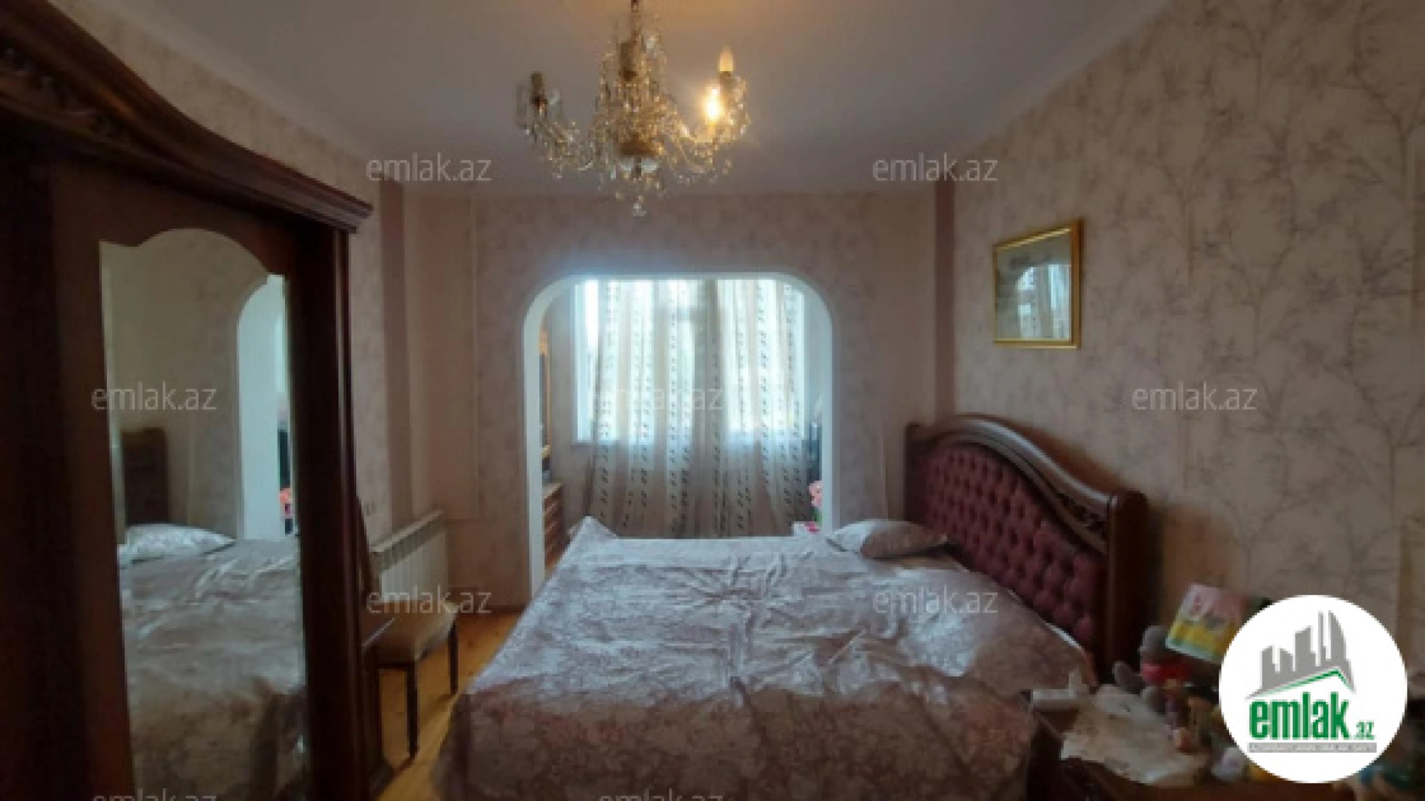 Satılır 5 otaqlı köhnə tikili 125 m²