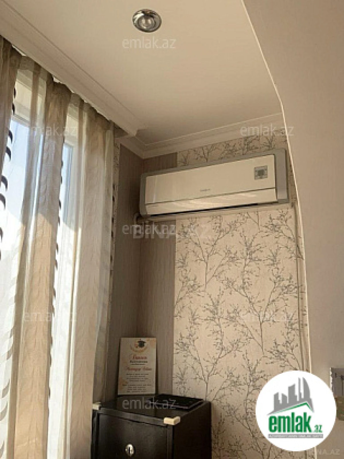 Satılır 5 otaqlı köhnə tikili 125 m²