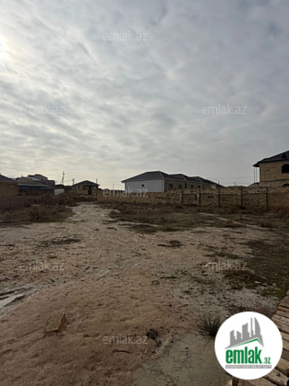 Satılır torpaq sahəsi 6 m²