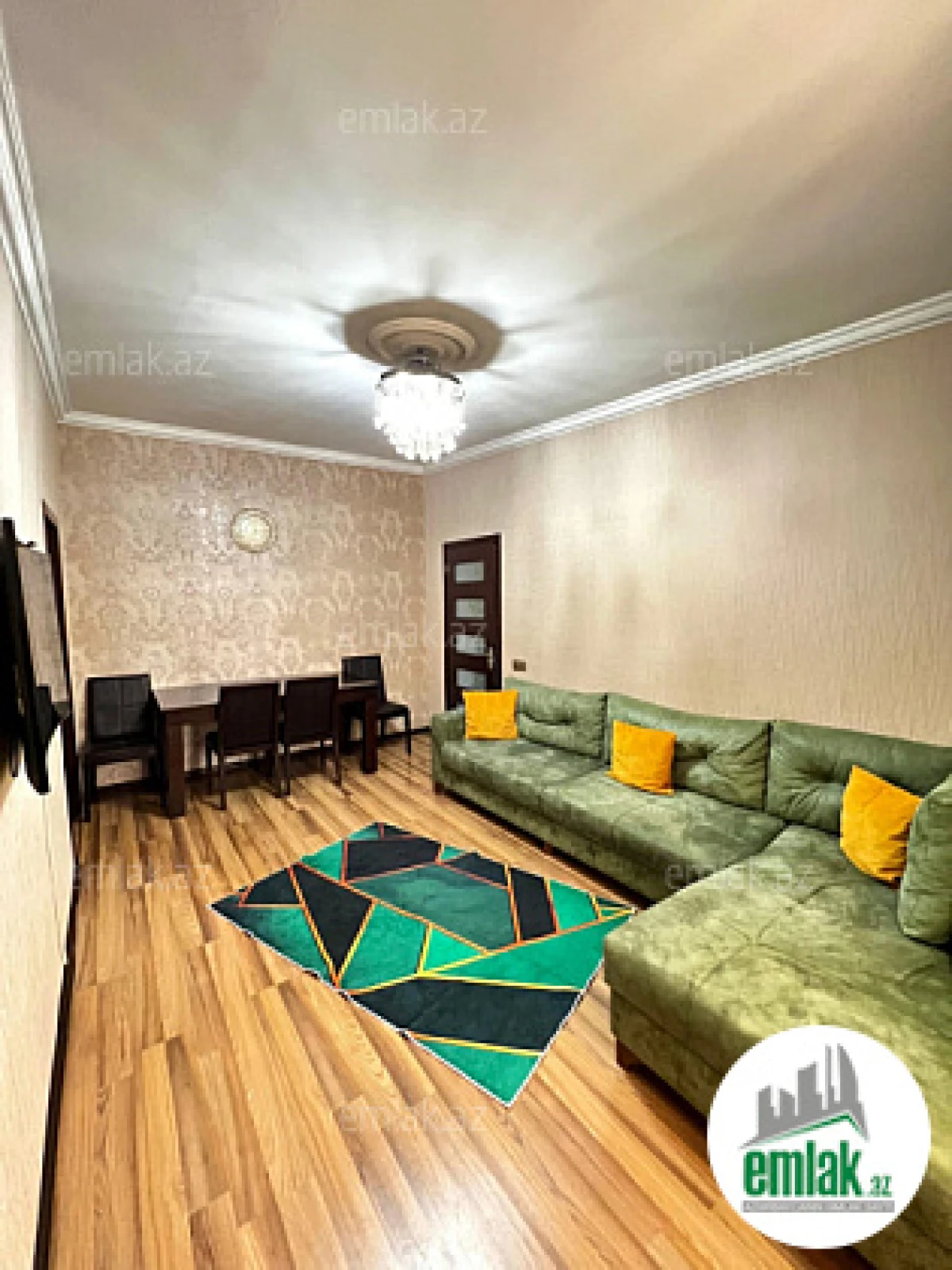 Satılır 2 otaqlı köhnə tikili 60 m²