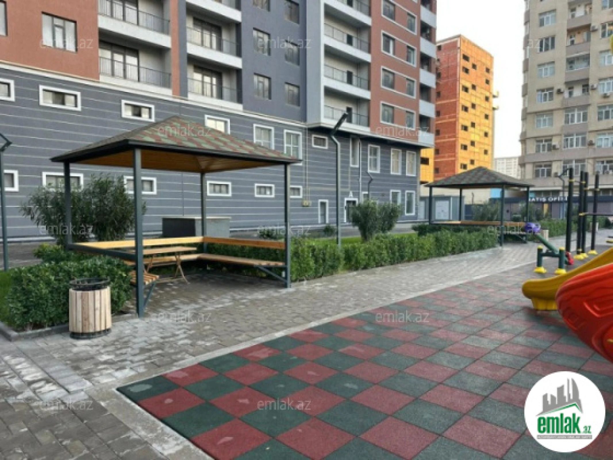 Satılır 2 otaqlı yeni tikili 110 m²