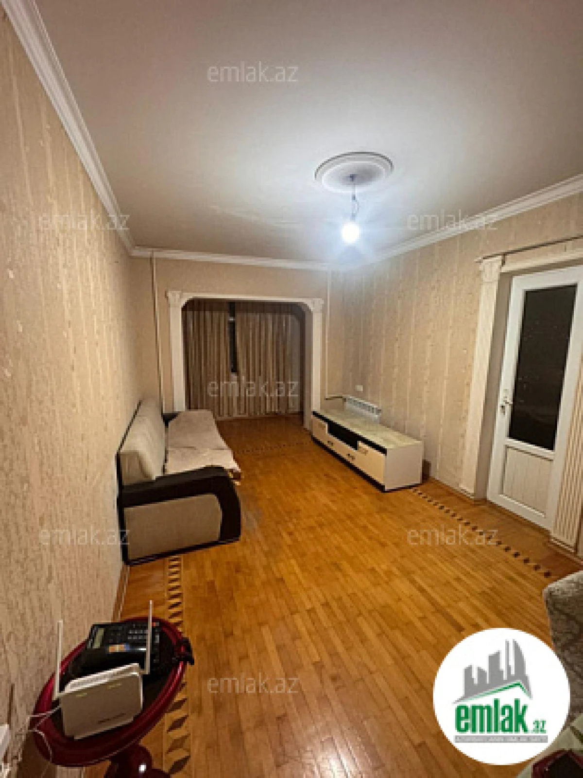 Satılır 2 otaqlı köhnə tikili 70 m²