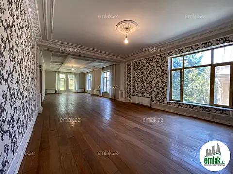 Satılır 7 otaqlı həyət evi 1000 m²
