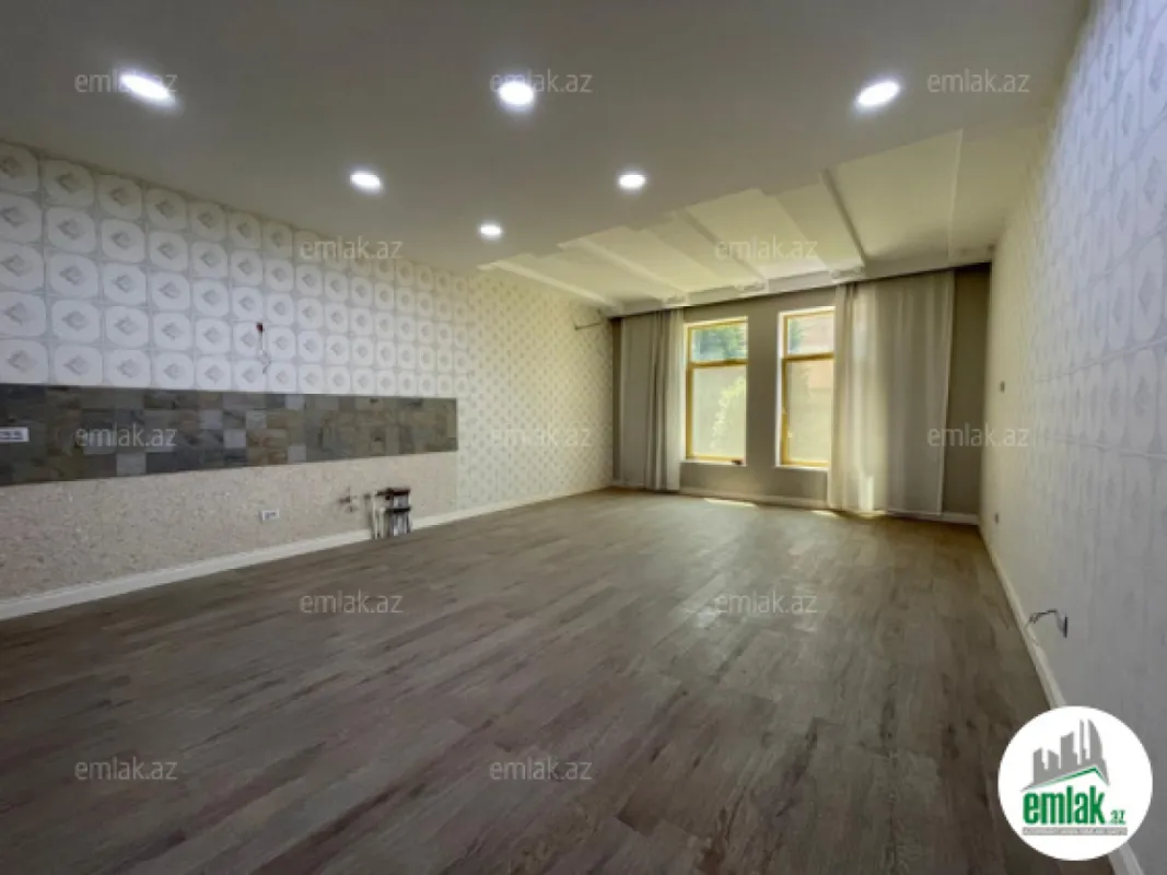 Satılır 7 otaqlı həyət evi 1000 m²