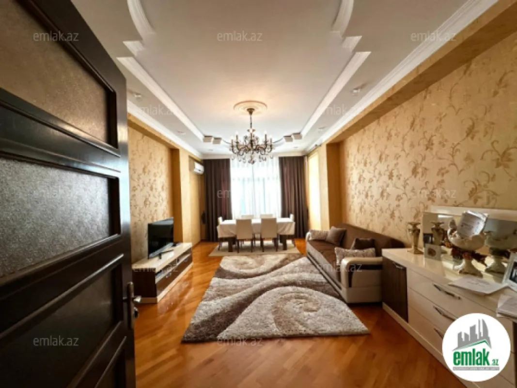 Satılır 3 otaqlı yeni tikili 140 m²