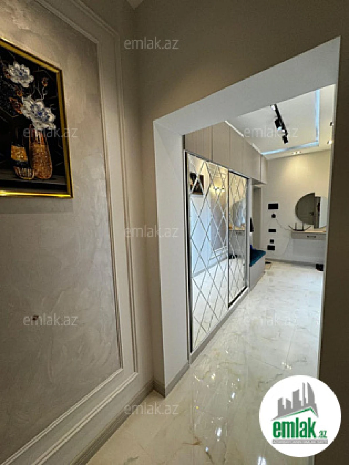 Satılır 3 otaqlı yeni tikili 95 m²