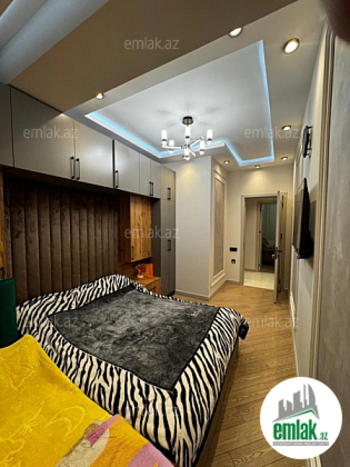 Satılır 3 otaqlı yeni tikili 95 m²