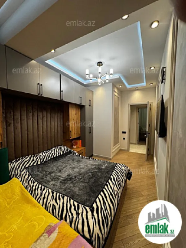 Satılır 3 otaqlı yeni tikili 95 m²