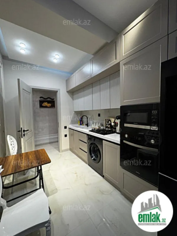 Satılır 3 otaqlı yeni tikili 95 m²