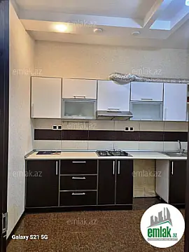 Satılır 3 otaqlı yeni tikili 100 m²