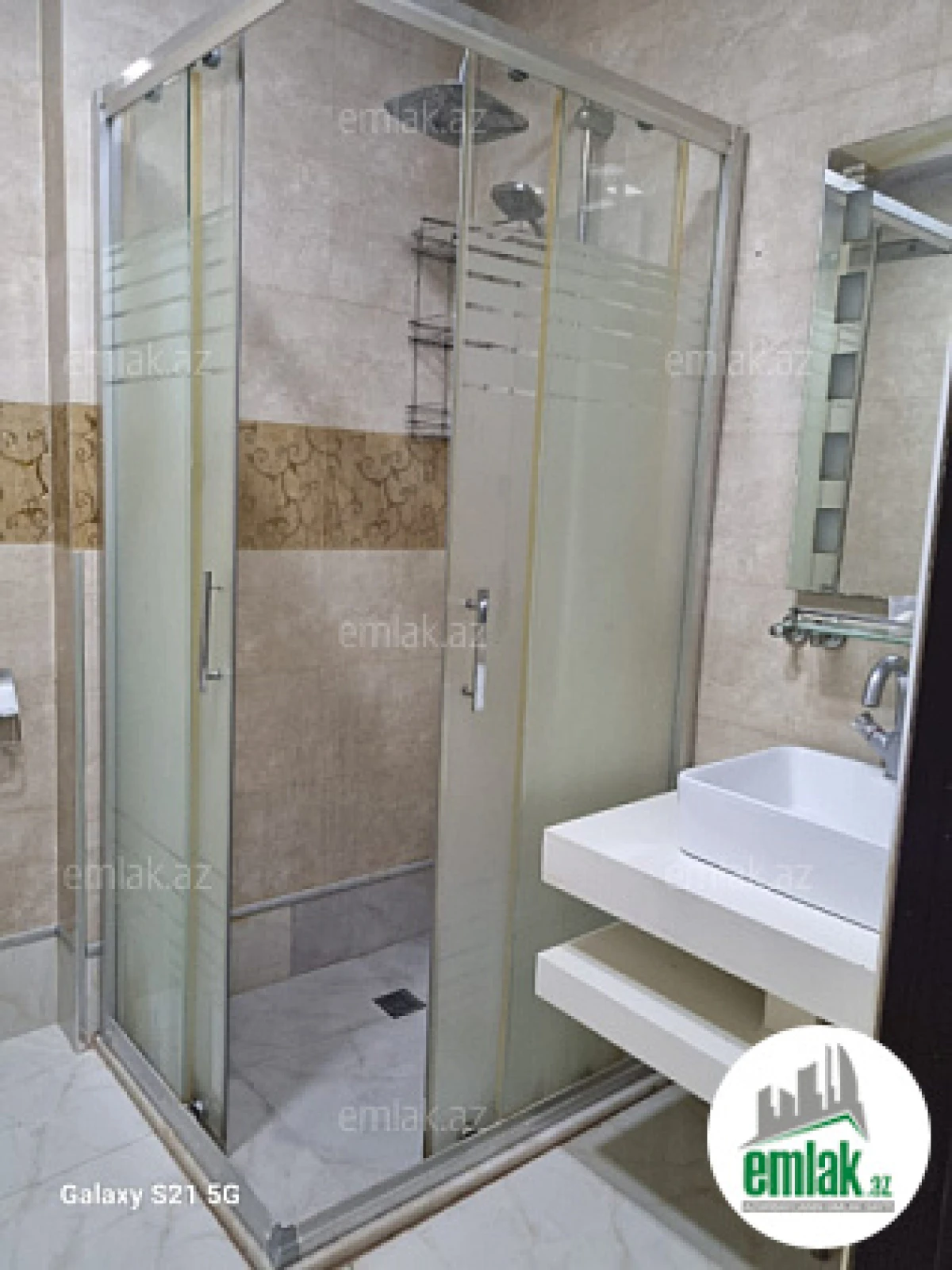 Satılır 3 otaqlı yeni tikili 100 m²