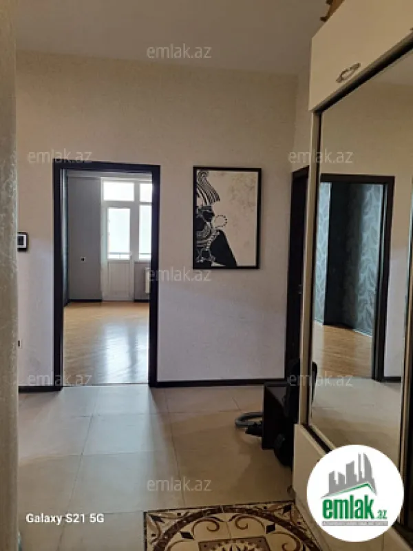 Satılır 3 otaqlı yeni tikili 100 m²