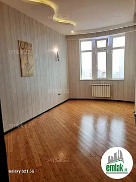 Satılır 3 otaqlı yeni tikili 100 m²