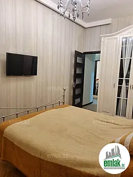 Satılır 3 otaqlı yeni tikili 100 m²