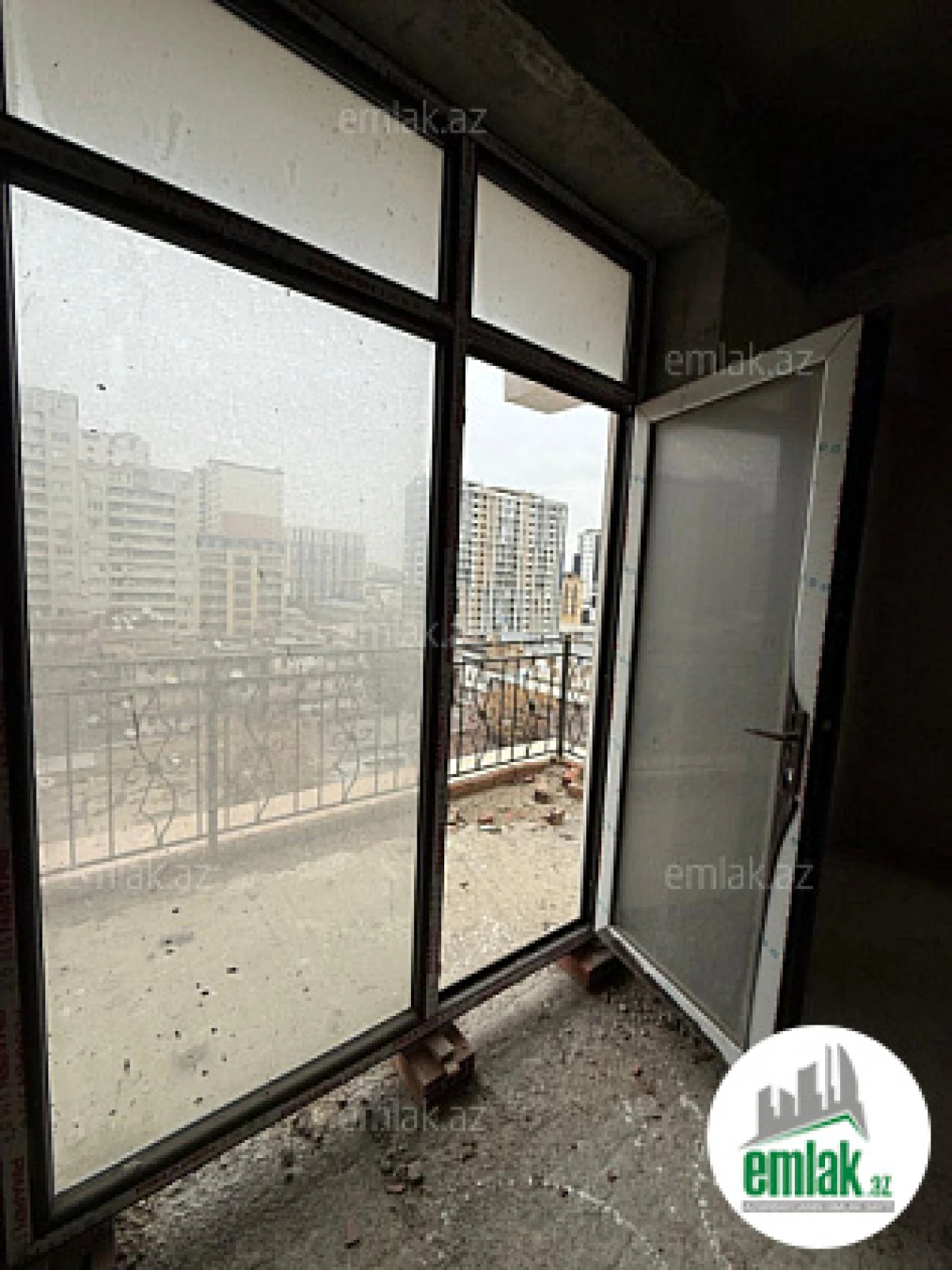 Satılır 3 otaqlı yeni tikili 145 m²