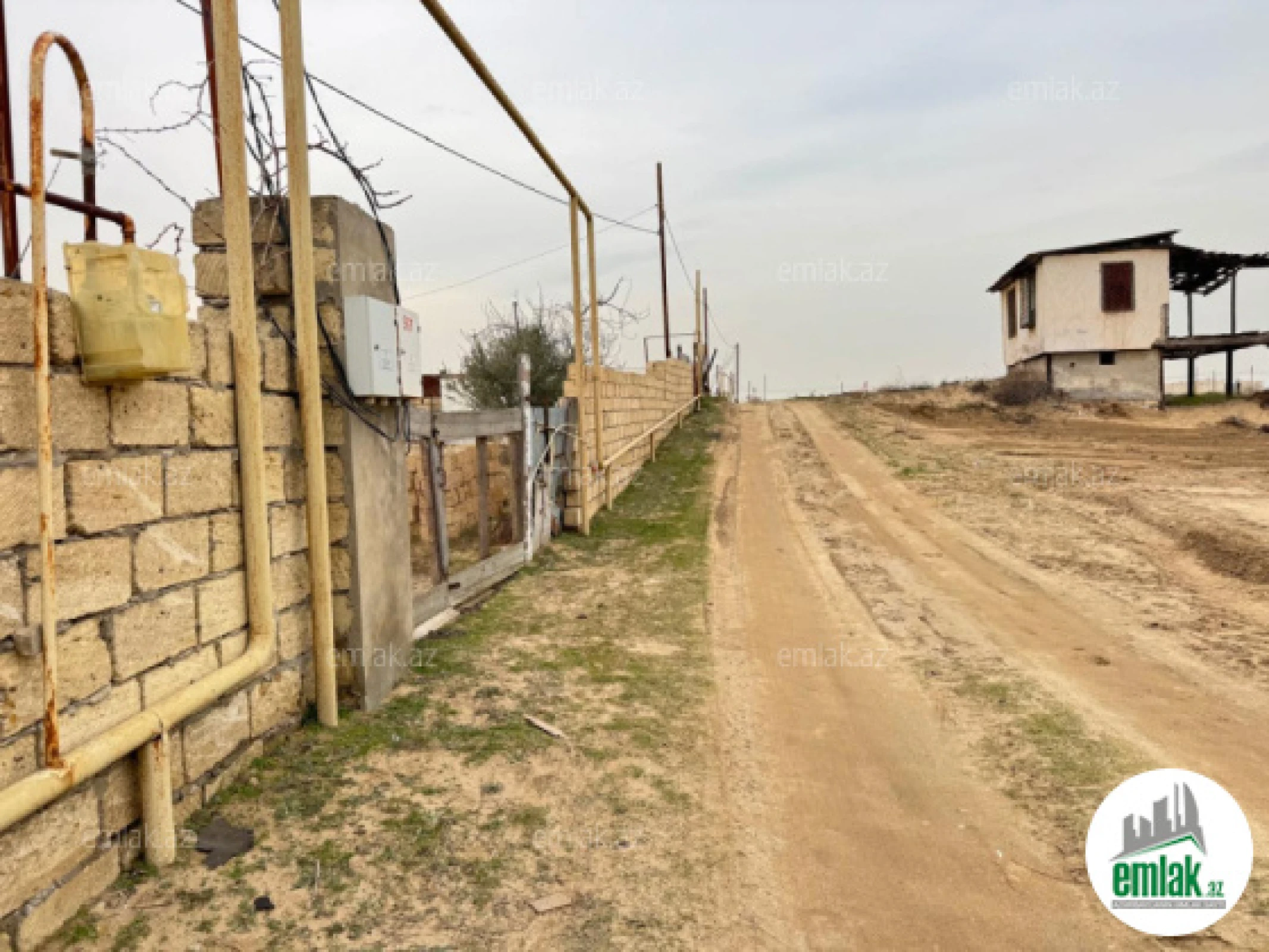 Satılır torpaq sahəsi 23.5 m²