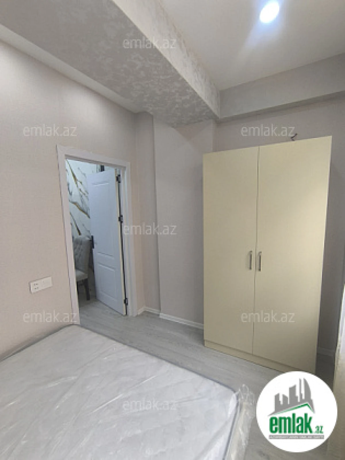 Satılır 2 otaqlı yeni tikili 30 m²