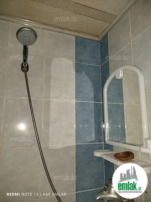 Satılır 2 otaqlı köhnə tikili 45 m²
