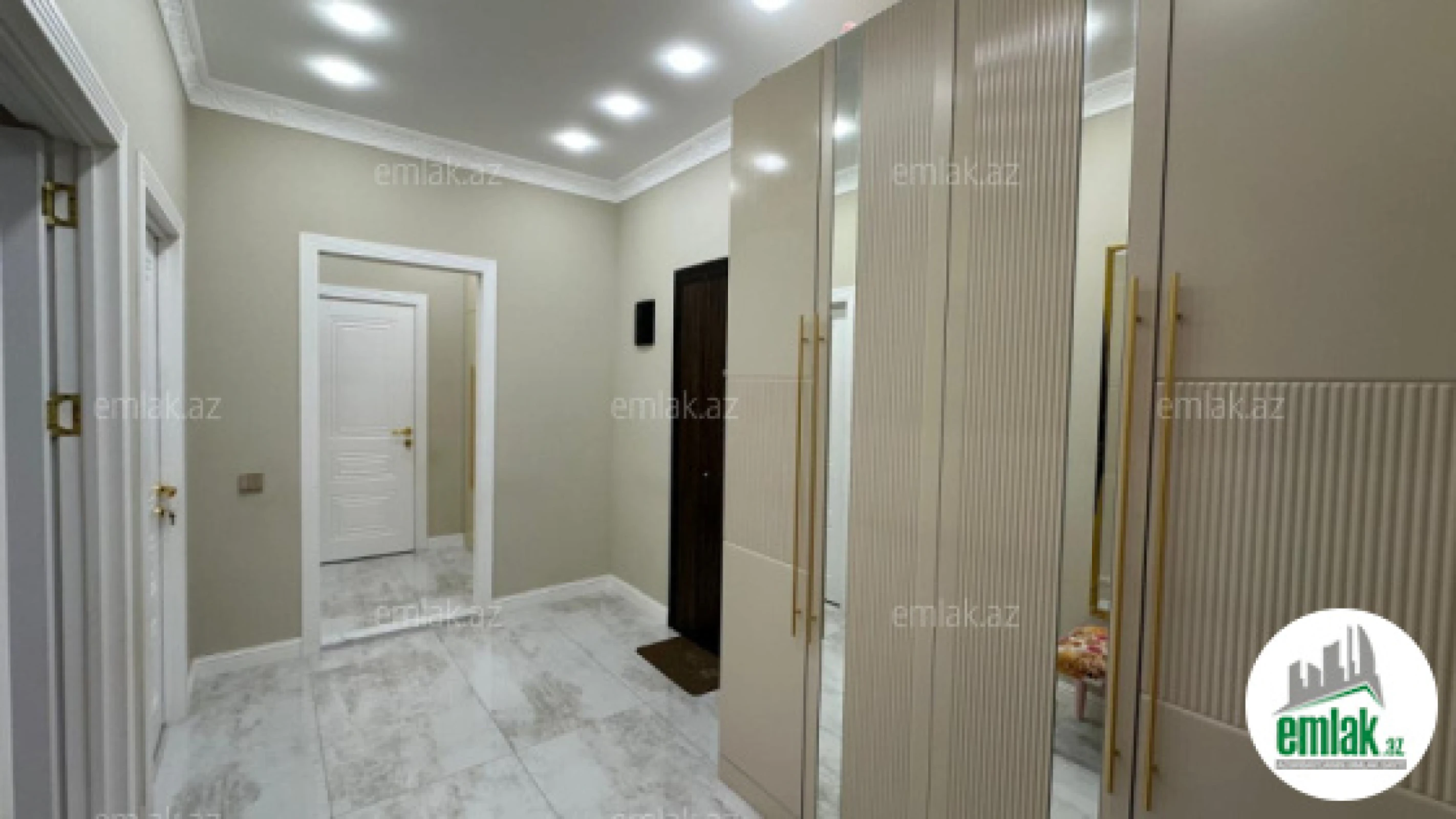 Satılır 2 otaqlı yeni tikili 90 m²