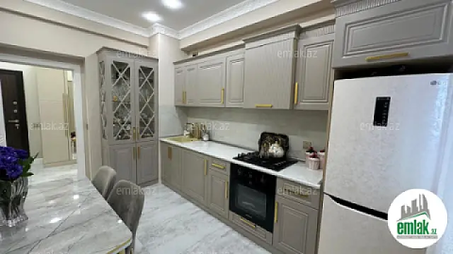 Satılır 2 otaqlı yeni tikili 90 m²