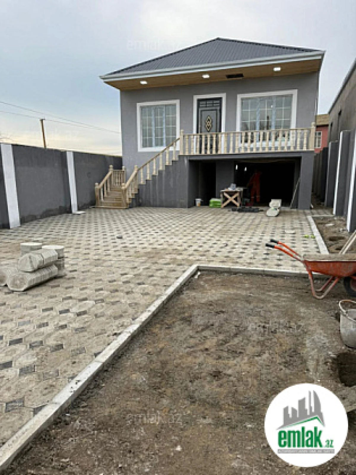 Satılır 4 otaqlı həyət evi 110 m²