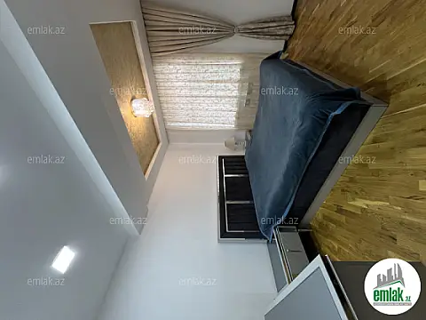 Satılır 3 otaqlı yeni tikili 75 m²