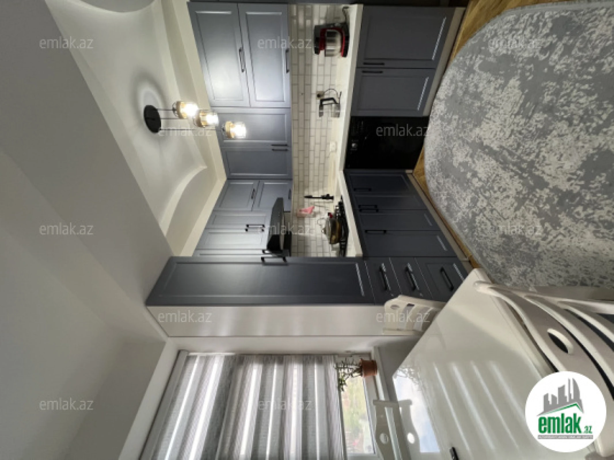 Satılır 3 otaqlı yeni tikili 75 m²