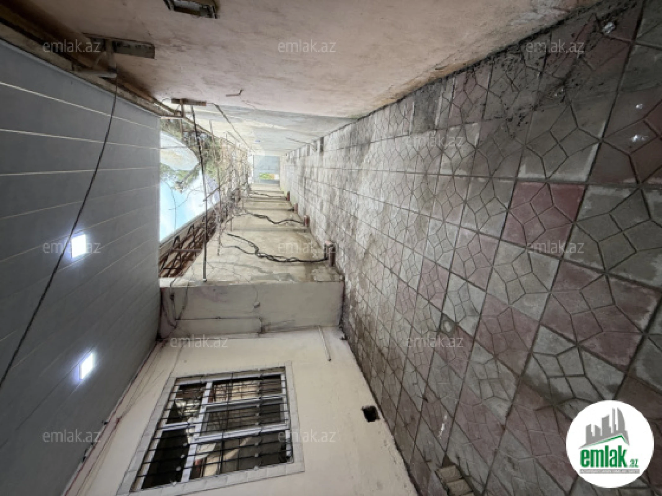 Satılır 5 otaqlı həyət evi 2.5 m²