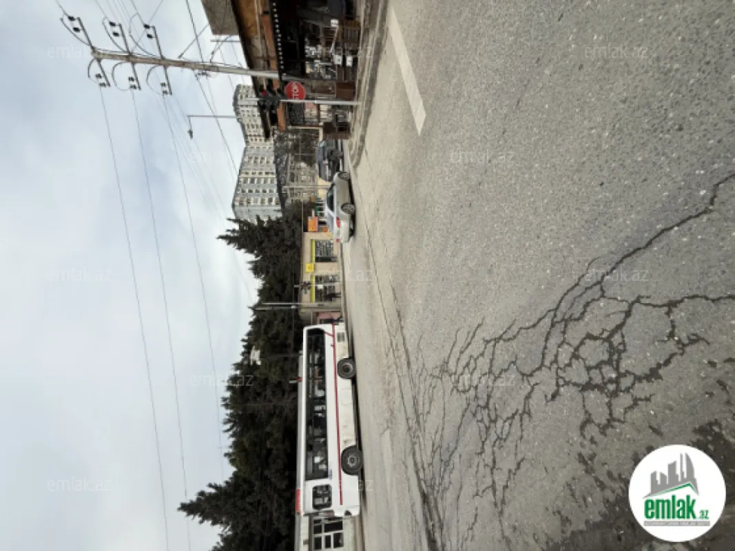 Satılır 5 otaqlı həyət evi 2.5 m²