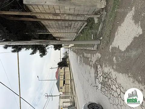 Satılır 5 otaqlı həyət evi 2.5 m²