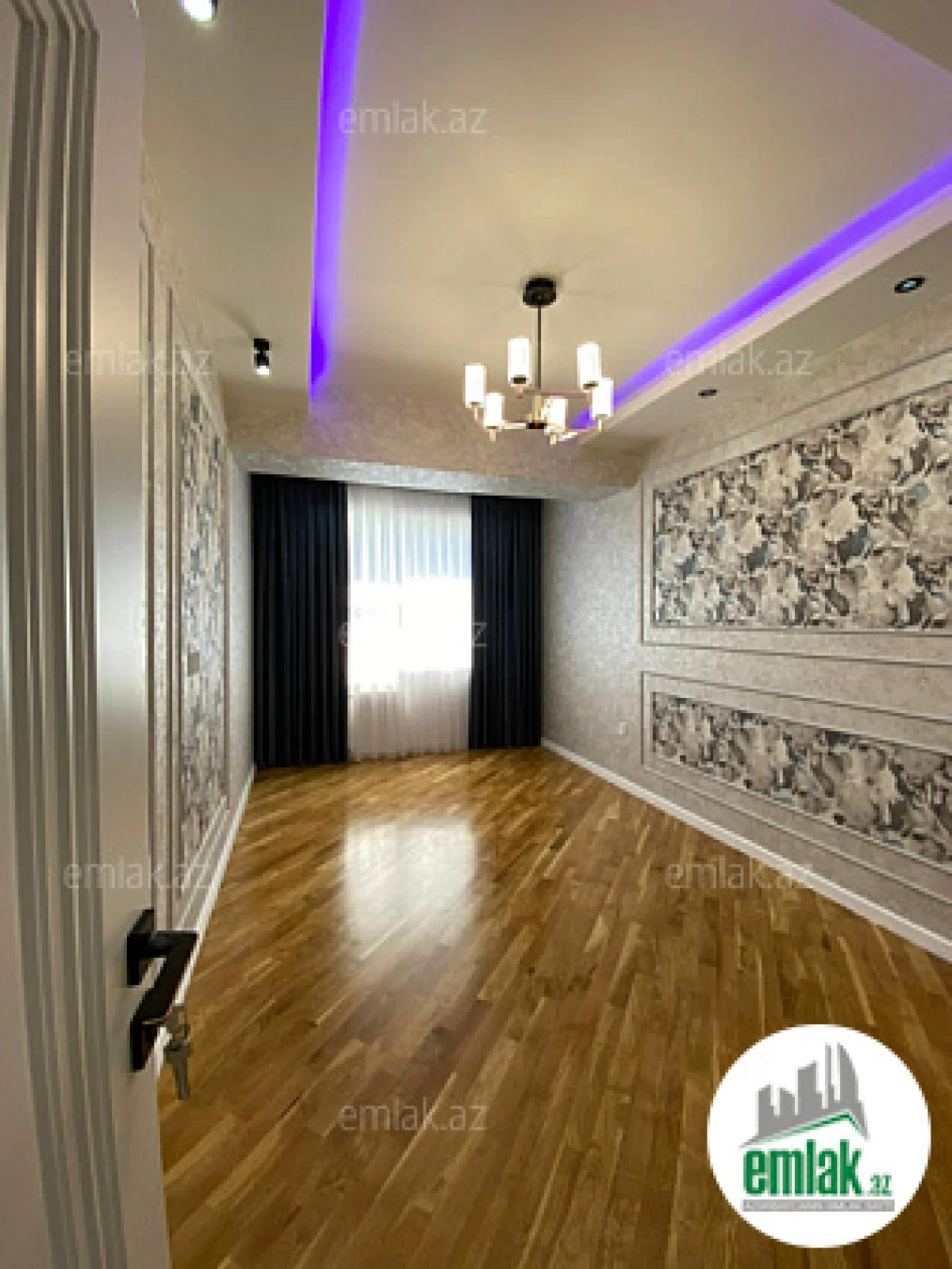 Satılır 2 otaqlı yeni tikili 80 m²