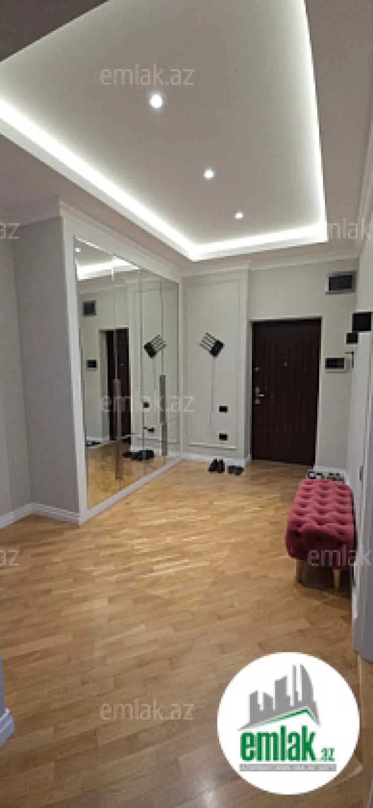 Satılır 3 otaqlı yeni tikili 140 m²