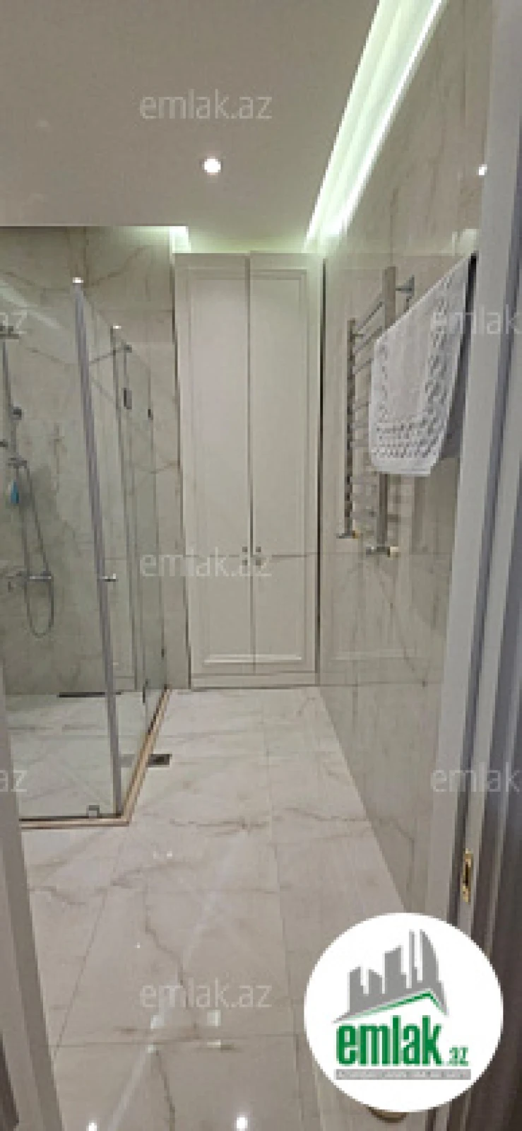 Satılır 3 otaqlı yeni tikili 140 m²