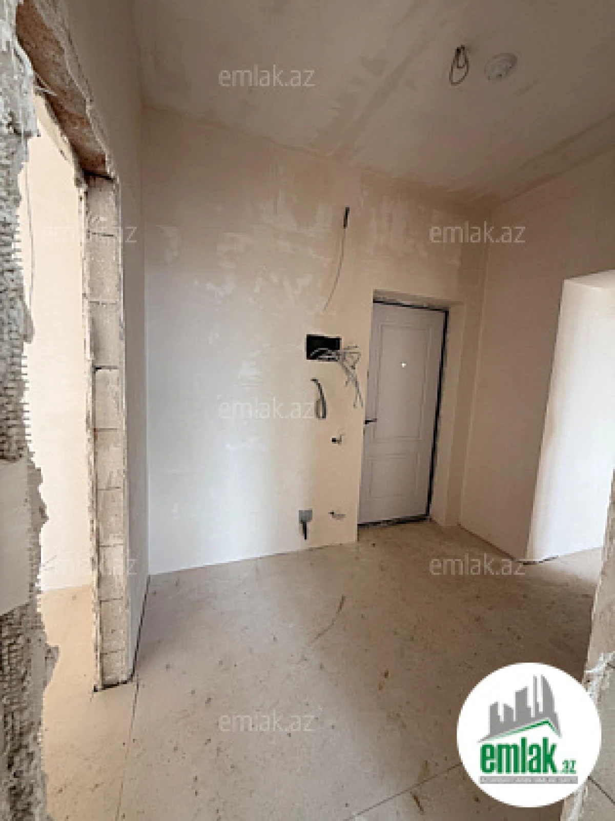 Satılır 3 otaqlı yeni tikili 78 m²