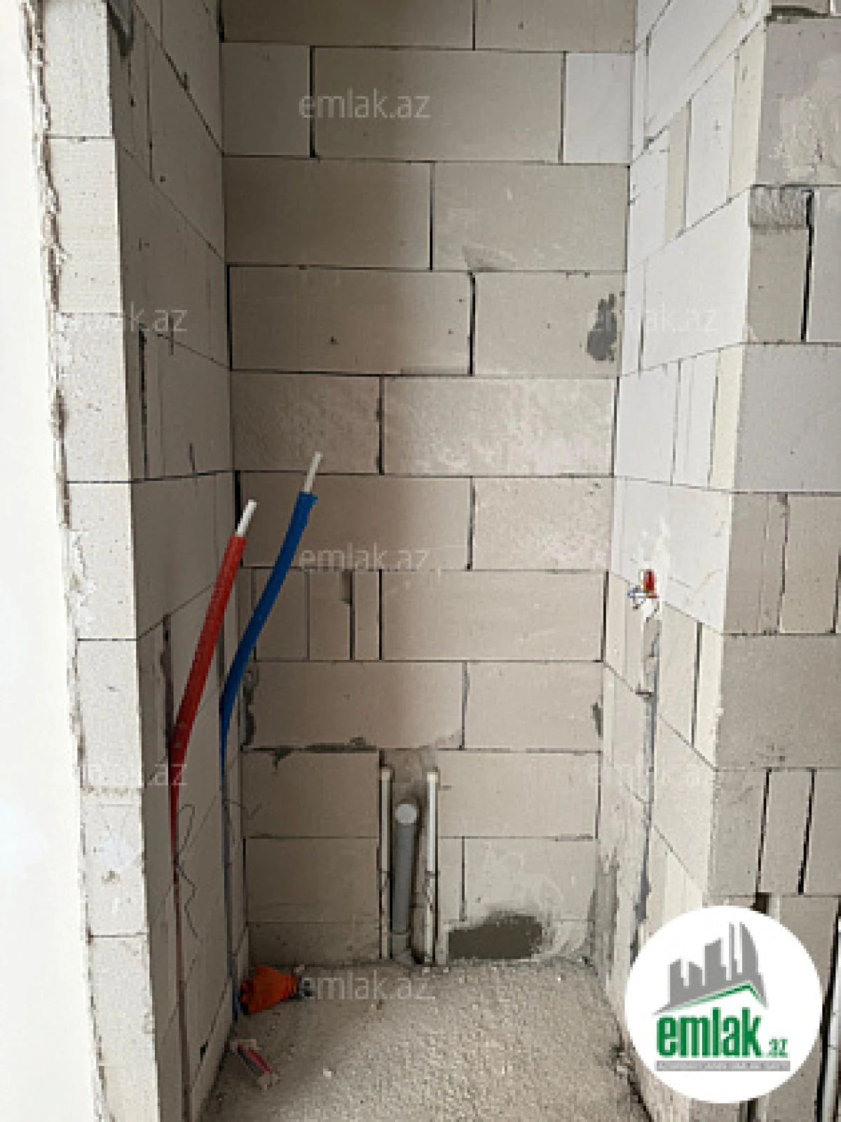 Satılır 3 otaqlı yeni tikili 78 m²