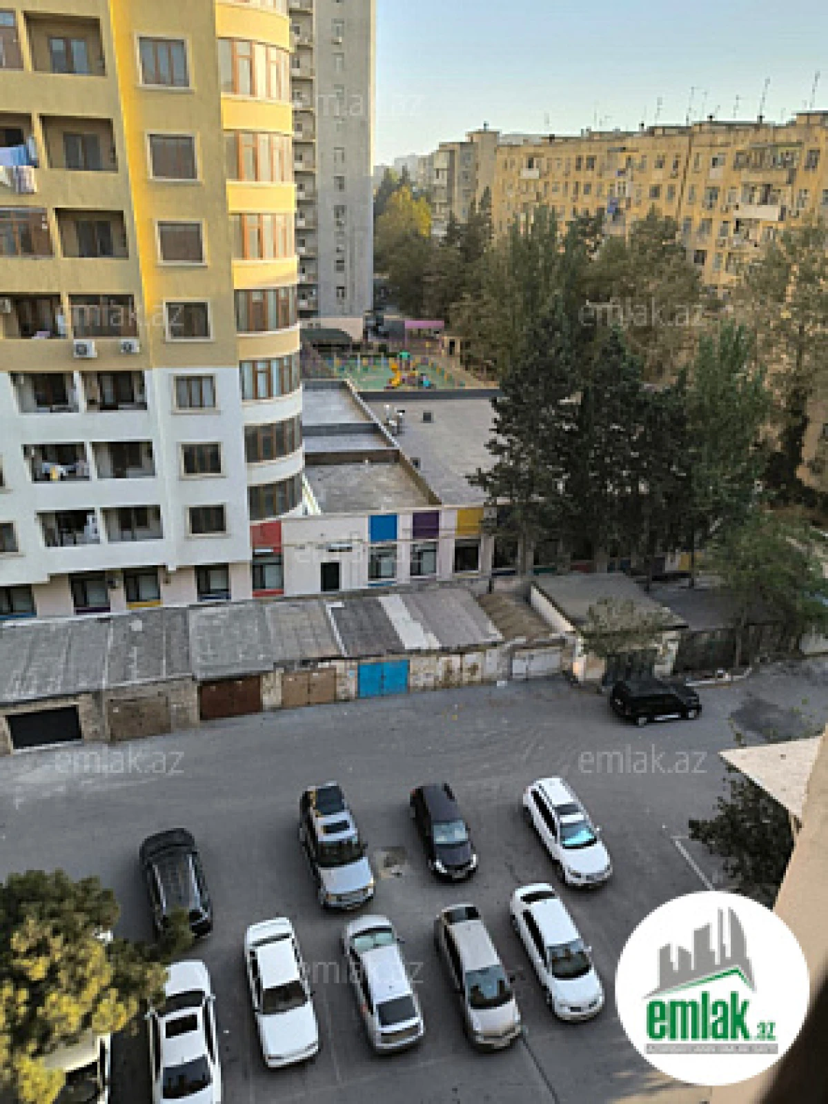 Satılır 3 otaqlı köhnə tikili 80 m²