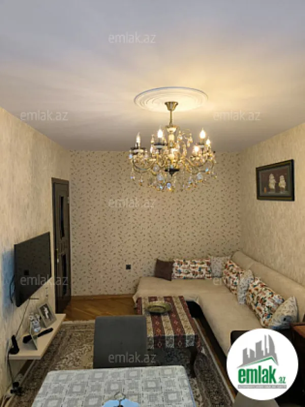Satılır 3 otaqlı köhnə tikili 80 m²