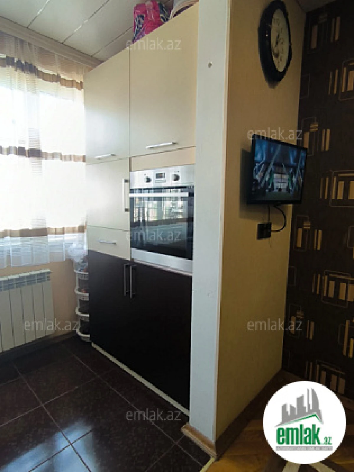 Satılır 3 otaqlı köhnə tikili 80 m²