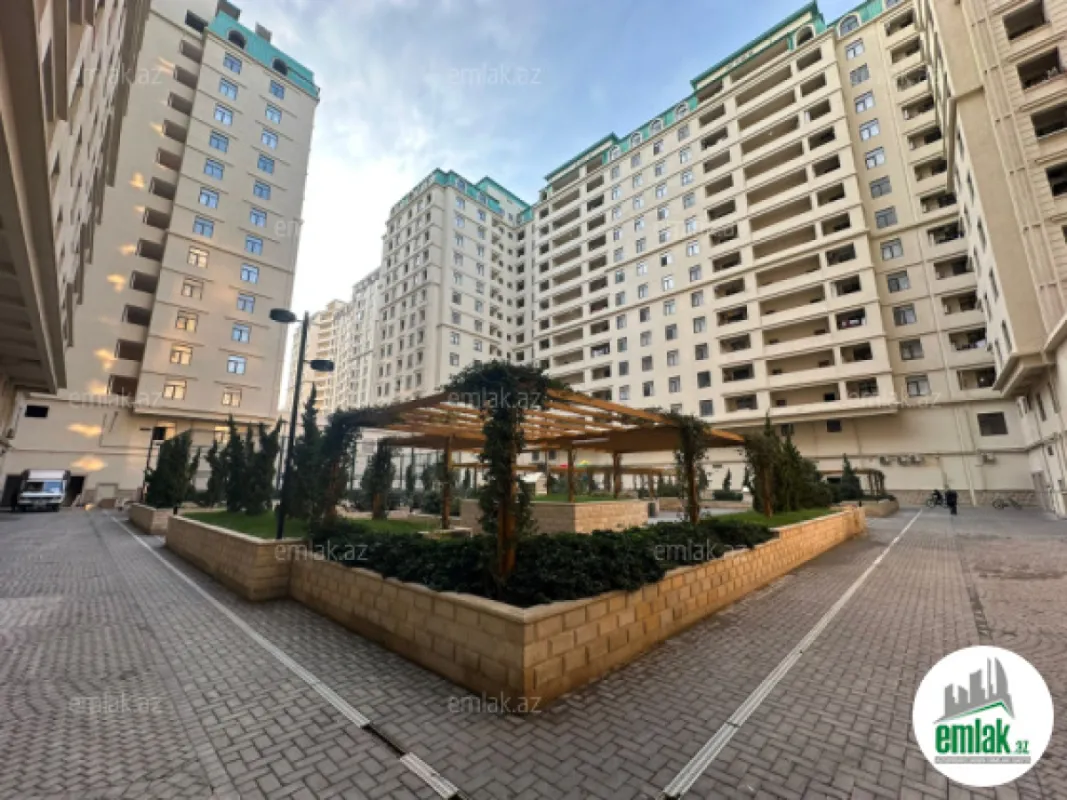 Satılır 4 otaqlı yeni tikili 174 m²